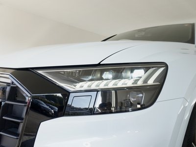 2024 AUDI Q8 photo 8