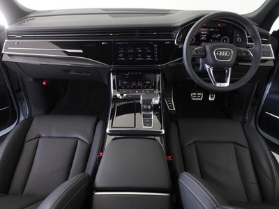 2024 AUDI Q8 photo 6