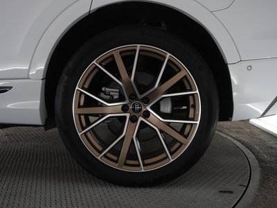 2024 AUDI Q8 thumbnail 11