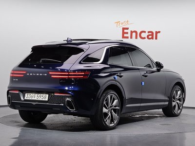صورة 4 لـ 2021 Genesis GV70