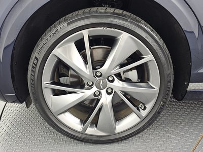 صورة 6 لـ 2021 Genesis GV70