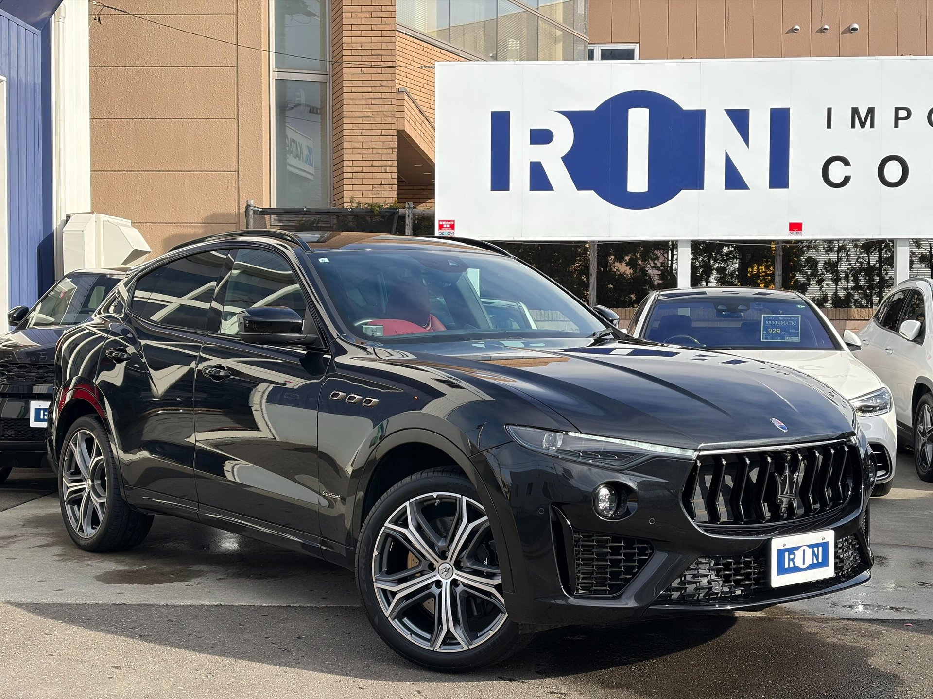 MASERATI LEVANTE - View 1