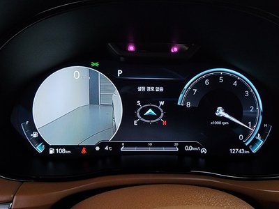 صورة 8 لـ 2024 Genesis GV70