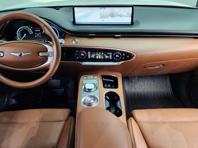 صورة 5 لـ 2024 Genesis GV70