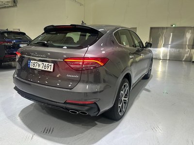 MASERATI LEVANTE - 5