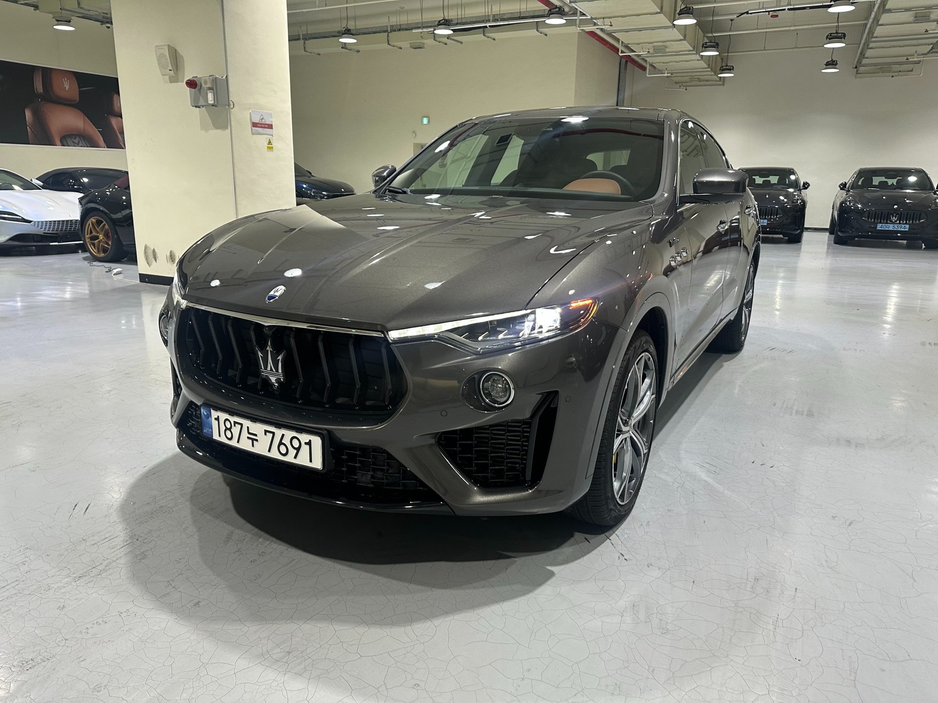 MASERATI LEVANTE - View 1