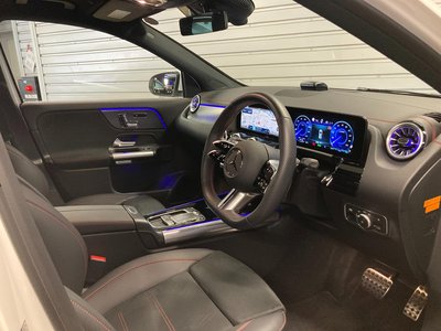 MERCEDES-BENZ EQA - 7