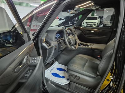 TOYOTA ALPHARD - 9