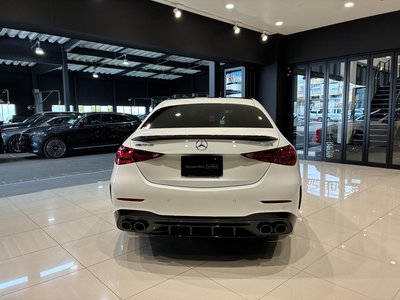 صورة 6 لـ 2025 Mercedes-BENZ C-CLASS AMG