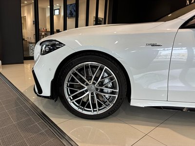 صورة 9 لـ 2025 Mercedes-BENZ C-CLASS AMG