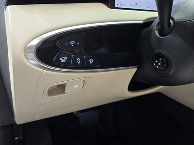 2025 Genesis GV70 — миниатюра 25