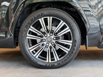 2025 Lexus LX 缩略图 37
