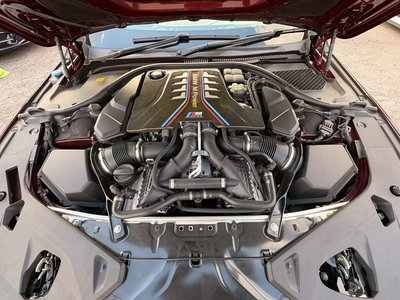 BMW M8 CABRIOLET - 9