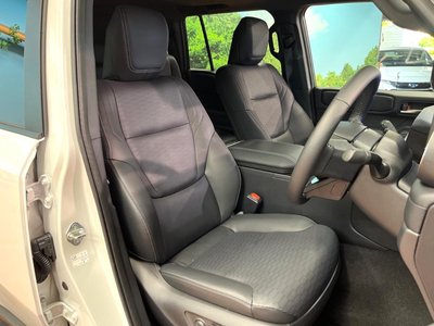 TOYOTA LAND CRUISER 250 - 10