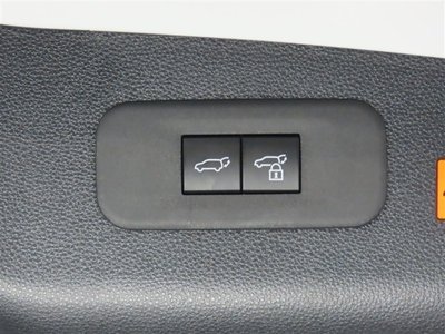 صورة مصغرة 32 لـ 2025 Toyota CROWN ESTATE