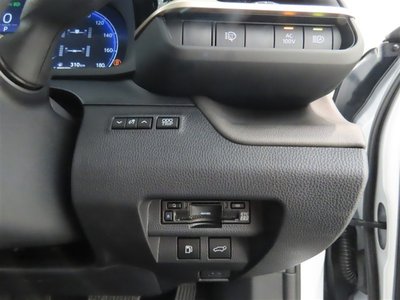صورة مصغرة 30 لـ 2025 Toyota CROWN ESTATE