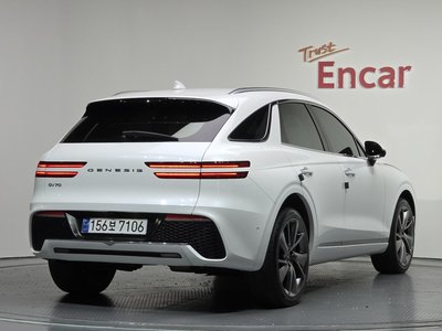2022 Genesis GV70 photo 4
