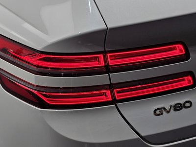 GENESIS GV80 - 10