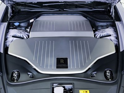 ROLLS-ROYCE SPECTRE - 8
