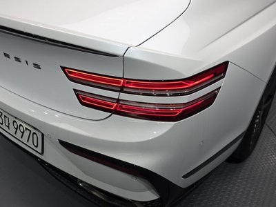 GENESIS G80 (RG3) - 10