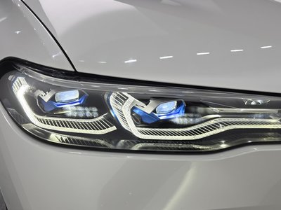 2022 BMW X7 — фото 9