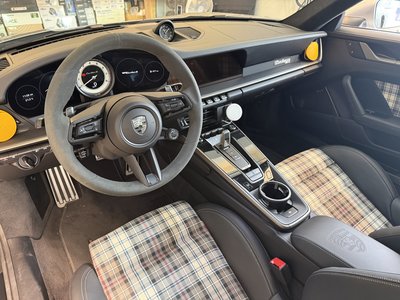 PORSCHE 911 - 9