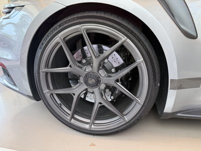 PORSCHE 911 - 6