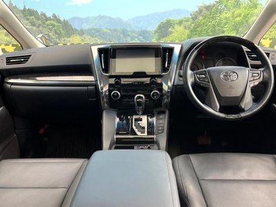 TOYOTA ALPHARD - 2