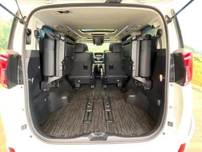 2022 Toyota ALPHARD 缩略图 11