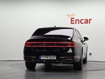 صورة 3 لـ 2022 Genesis G90 (RS4)