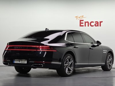 صورة 4 لـ 2022 Genesis G90 (RS4)