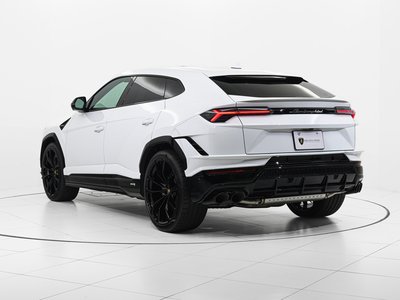 LAMBORGHINI URUS - 6