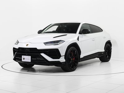 LAMBORGHINI URUS - 3