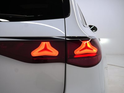 صورة مصغرة 17 لـ 2024 Mercedes-BENZ E-CLASS