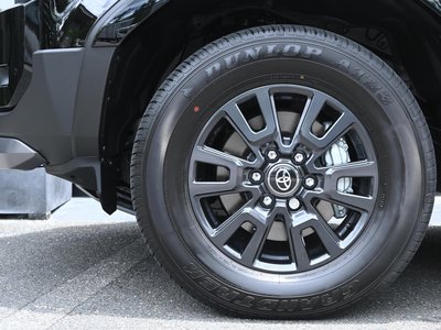 TOYOTA LAND CRUISER 250 - 10