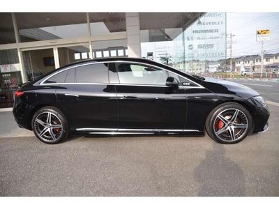 MERCEDES-BENZ EQE - 8