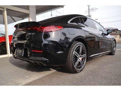 MERCEDES-BENZ EQE - 10