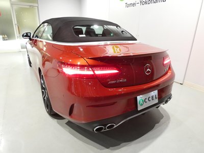 MERCEDES-BENZ E-CLASS - 2