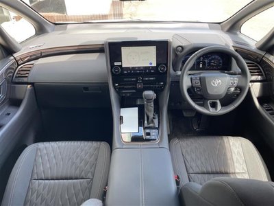 TOYOTA ALPHARD - 3