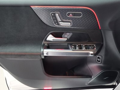 2025 Mercedes-BENZ EQB 照片 8