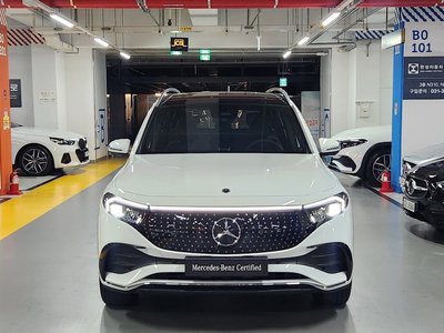 2025 Mercedes-BENZ EQB 照片 4