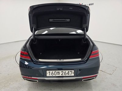 2021 Genesis G90 缩略图 18