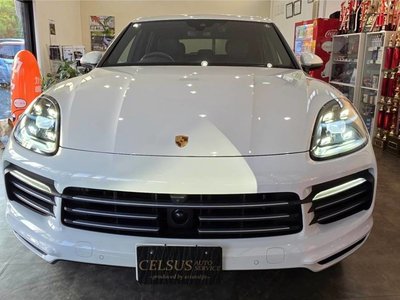 PORSCHE CAYENNE - 4