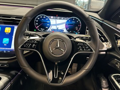 MERCEDES-BENZ E-CLASS - 7