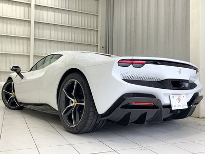2025 FERRARI 296 GTS — миниатюра 39