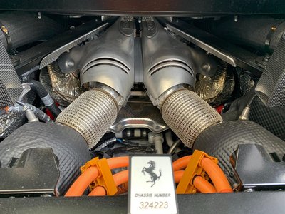 2025 FERRARI 296 GTS — фото 10