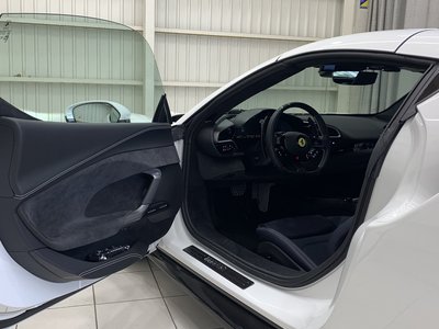 2025 FERRARI 296 GTS — миниатюра 46