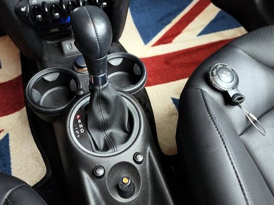 MINI CONVERTIBLE - 9