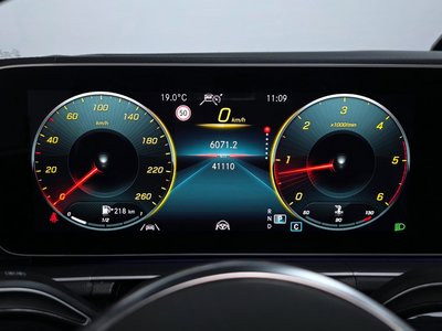 MERCEDES-BENZ GLE - 8