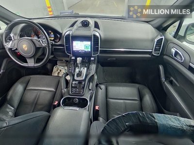PORSCHE CAYENNE - 3